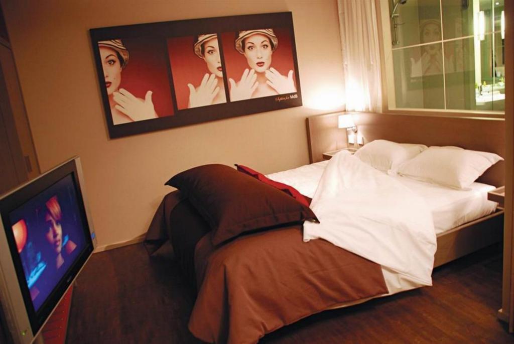 Standing Hotel Suites By Actisource Roissy-en-France Cameră foto
